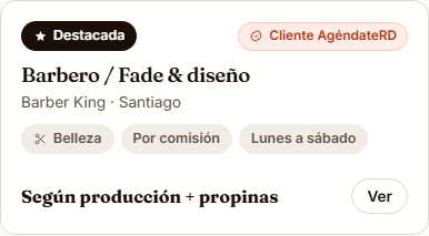 Tarjeta de una vacante destacada: distintivo Destacada, sello de cliente AgéndateRD, cargo, negocio, ciudad, rubro, modalidad, horario y salario.